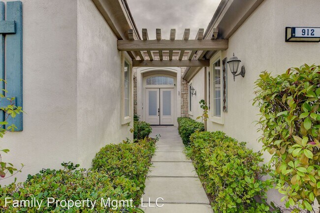 Building Photo - 3 br, 3 bath House - 912 Granger Farm Way