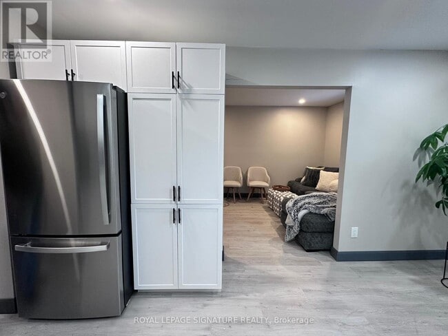 Building Photo - 50 Freeman St