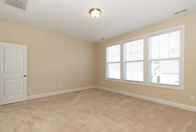 Foto del edificio - 2230 Rocky Bay Ct