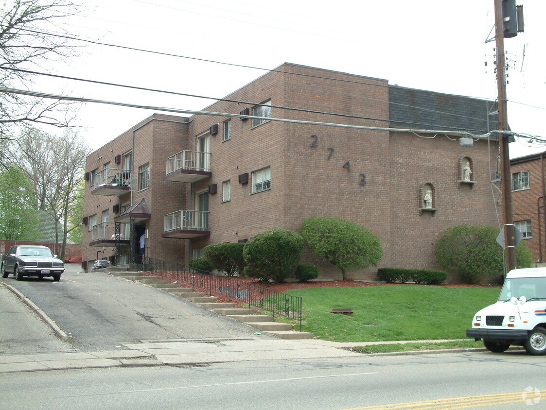 Hillcrest Apartment Homes Cincinnati, OH