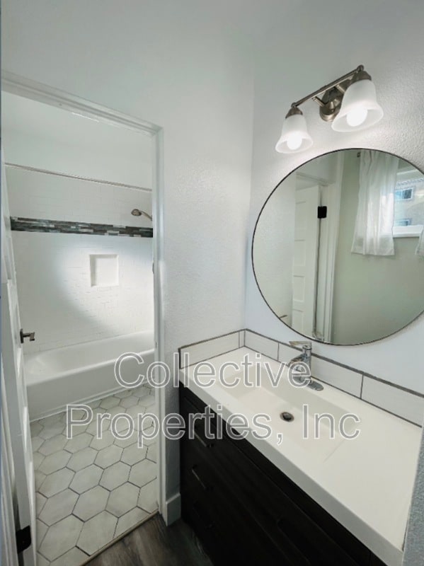 Building Photo - 3752 37th St