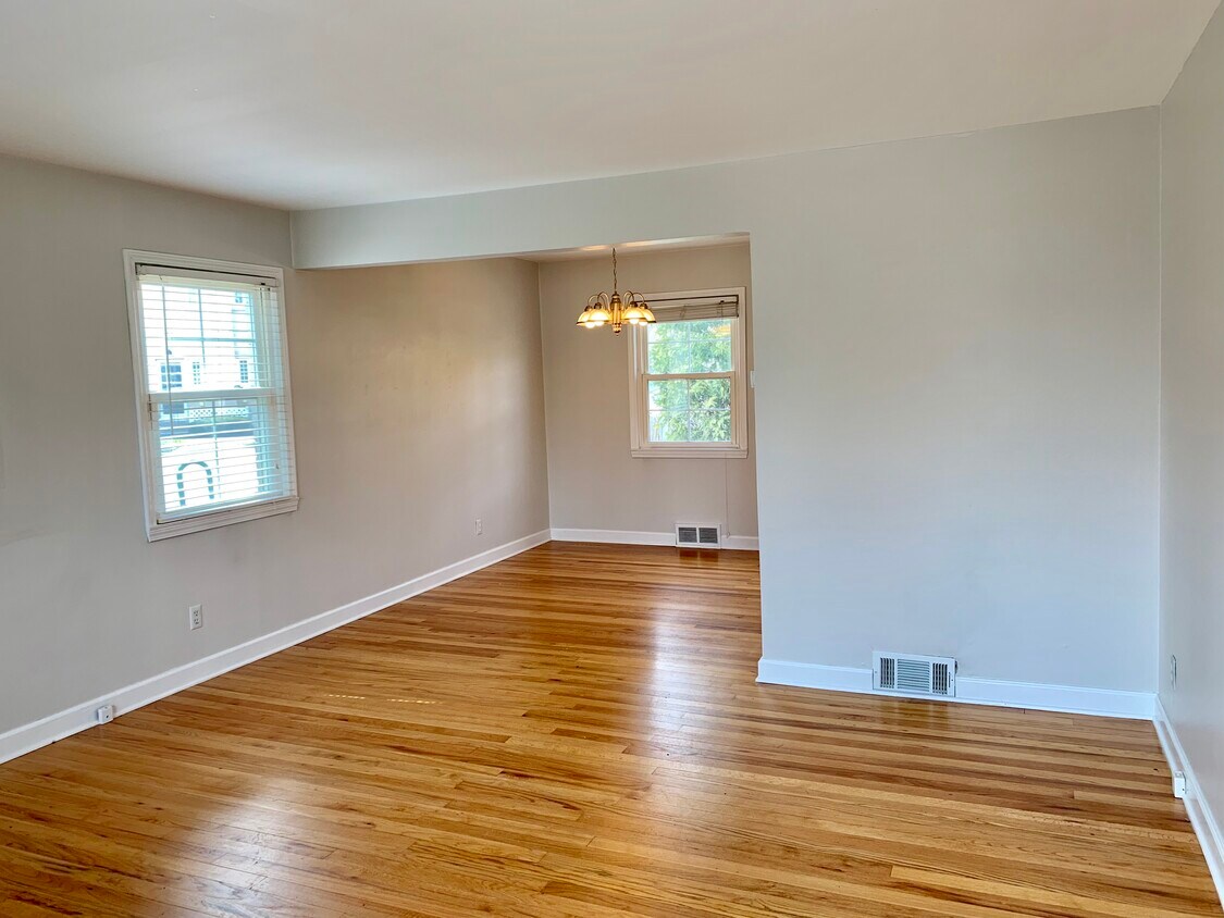 754 Graefield Ct Unit 754 GRAEFIELD Court, Birmingham, MI 48009 Condo