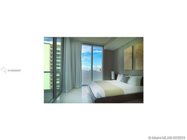 Foto del edificio - 7828 East Dr