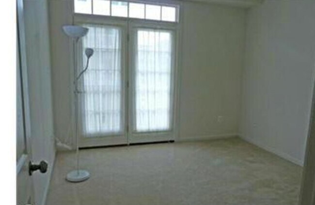 Bedroom#3 - 2557 Eastbourne Dr