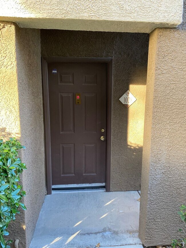 Foto del edificio - AMERICANA Property Mgmt - 1 Bedroom Condo in SEDONA, South end of The Strip