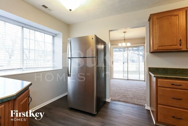 Foto del edificio - 604 Southridge Ct