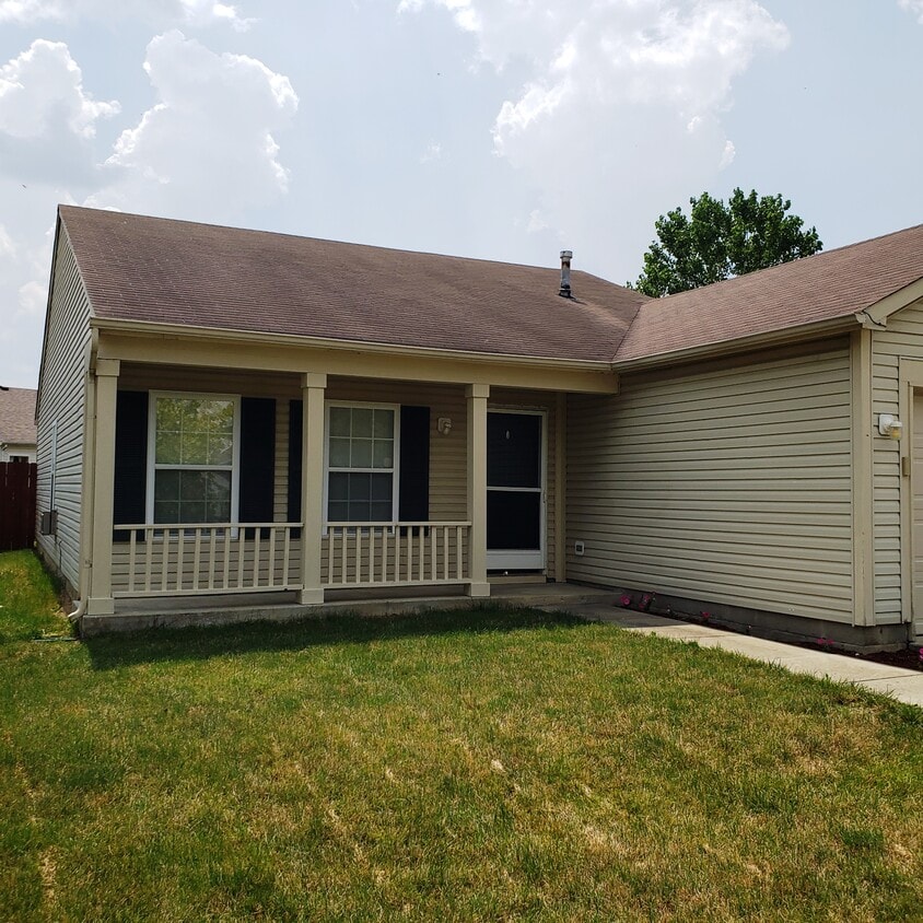 10711 Cobblestone Dr, Indianapolis, IN 46234 House Rental in Indianapolis, IN