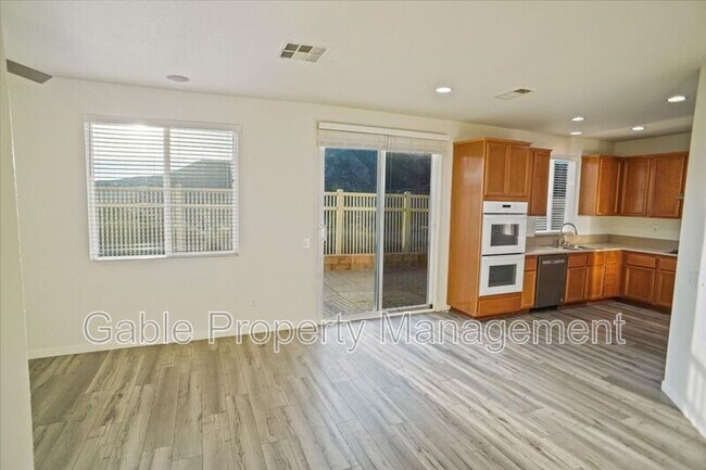 Building Photo - 29459 Shannon Ct