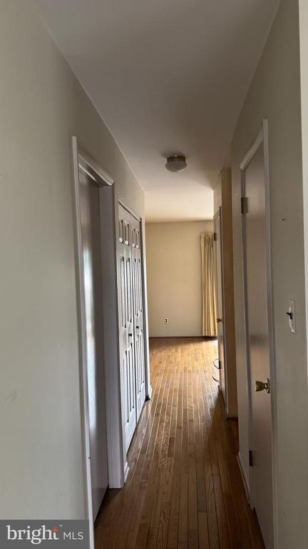 Foto del edificio - 610 S Cedar Ln