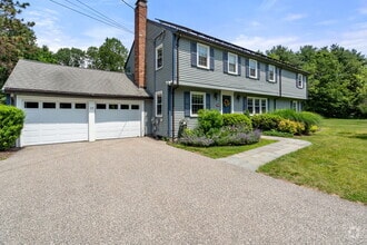 Building Photo - 73 Old Oxbow Rd