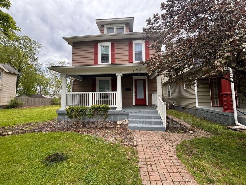 Primary Photo - 120 Harrison St