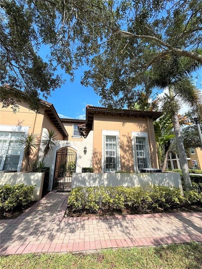 Building Photo - 1065 SW 147th Ter