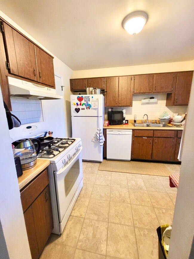 Foto del edificio - 1054 Deerpath Ct