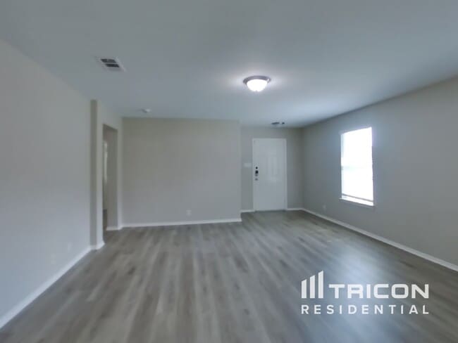 Foto del edificio - 320 Almquist St