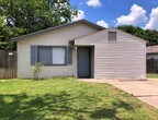 Primary Photo - 3 Bed House w/ Extra Room & Private Backyard