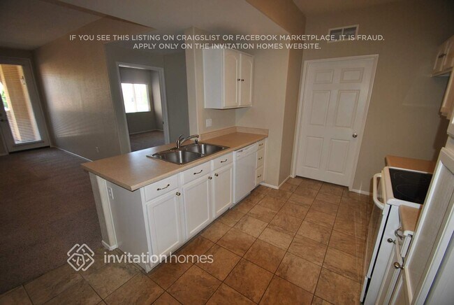 Foto del edificio - 41410 Juniper St