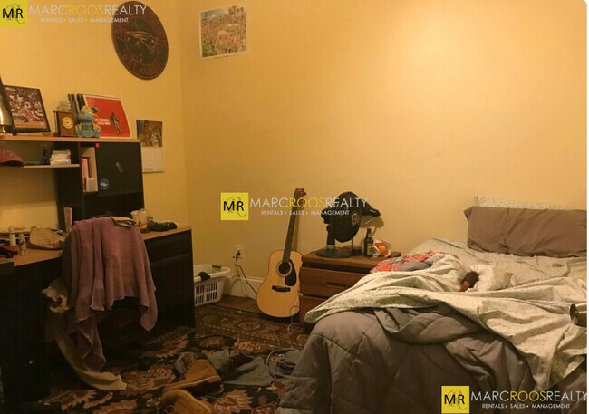 Foto del edificio - 731 Parker St