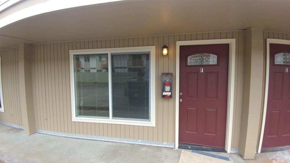 Primary Photo - 6415 Steilacoom Blvd - A
