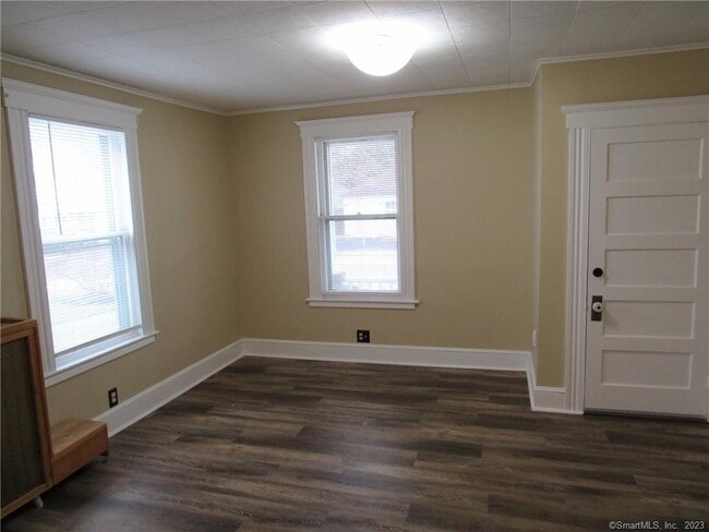 Building Photo - 292 Brightwood Ave