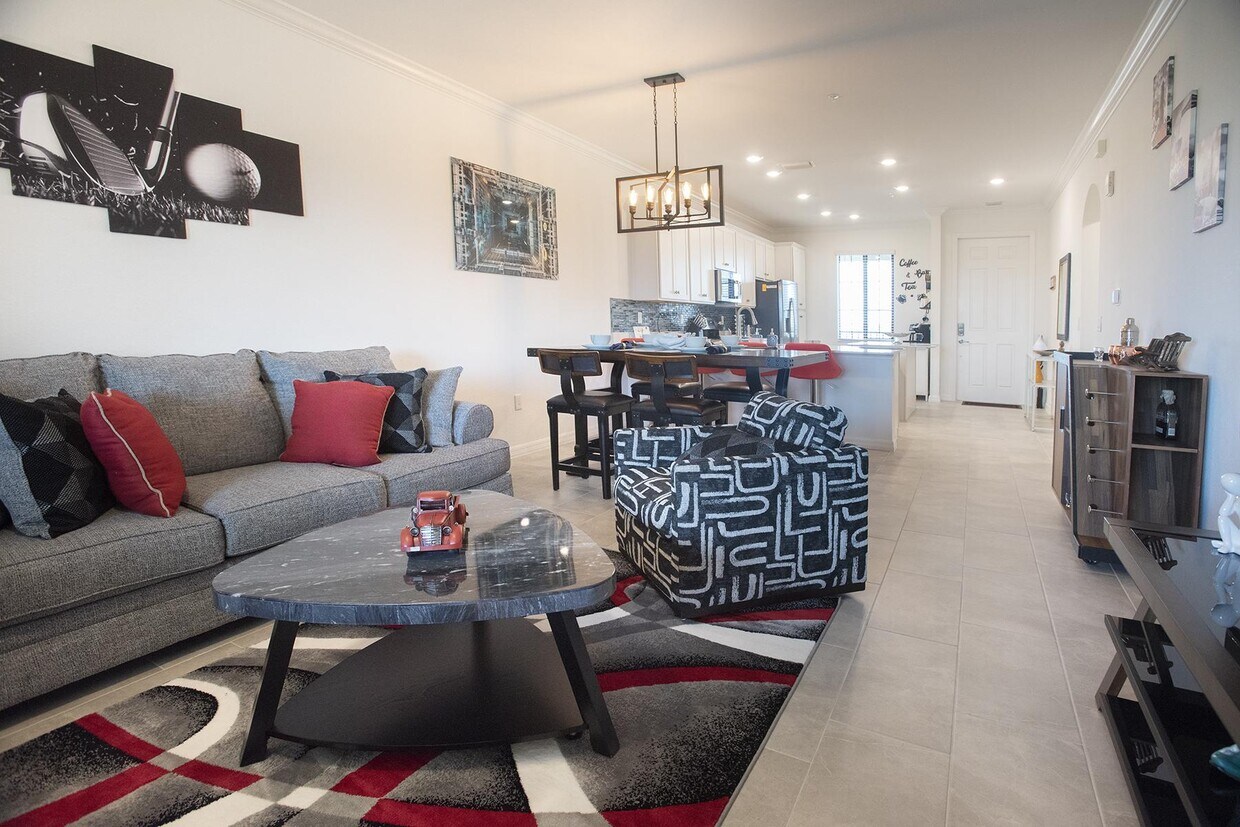 Foto principal - 18028 Gawthrop Dr