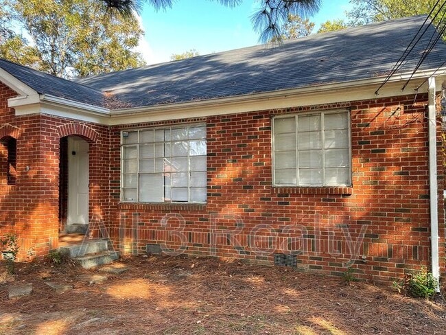 Building Photo - 108 Brantwood Dr