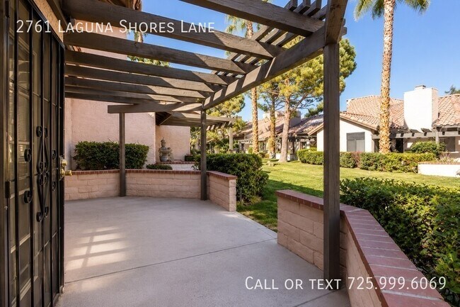 Foto del edificio - 2761 Laguna Shores Ln
