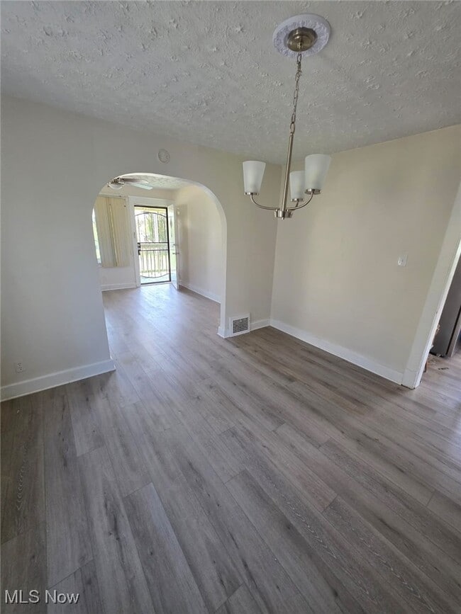 Building Photo - 1712 Richmond Ave