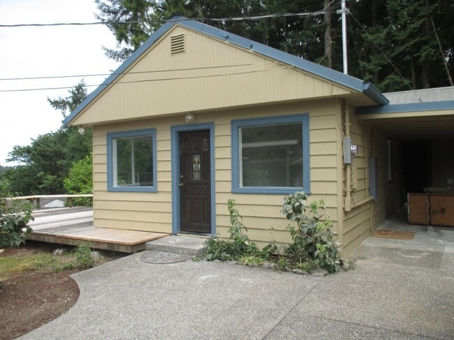Building Photo - 3918 Rosedale St NW