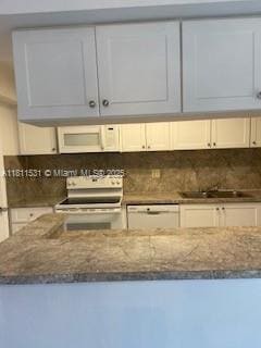 Building Photo - 8401 SW 107th Ave