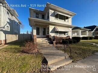 Building Photo - 917 Hayes Avenue