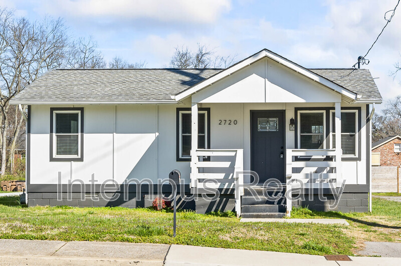 Primary Photo - 2720 Herman St