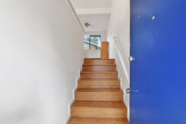 Foto del edificio - 2Bd/1.5Ba Bellevue Townhouse
