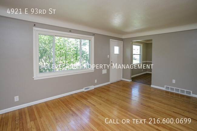 Foto del edificio - 4921 E 93rd St