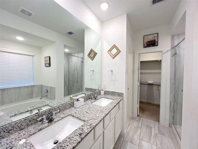 Foto del edificio - 5147 Klein Orchard Dr