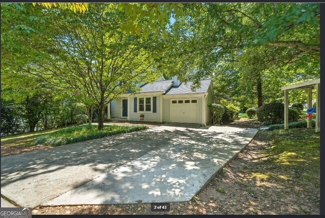 Building Photo - 3075 Glen Knolls Ct