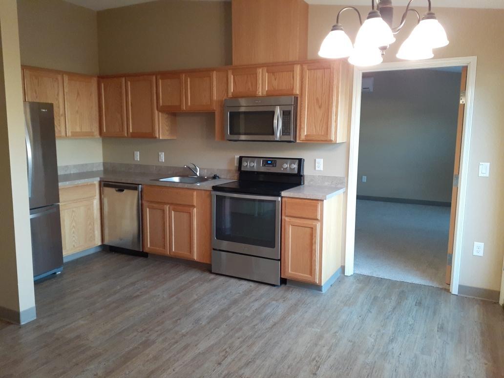 219 NE Fircrest Dr, Mcminnville, OR 97128 219 NE Fircrest Dr Mcminnville, OR Apartments for