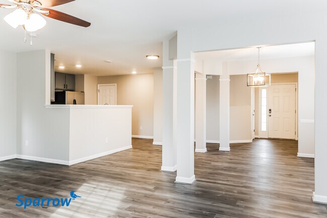 Building Photo - 709 Sequoia Ridge Drive