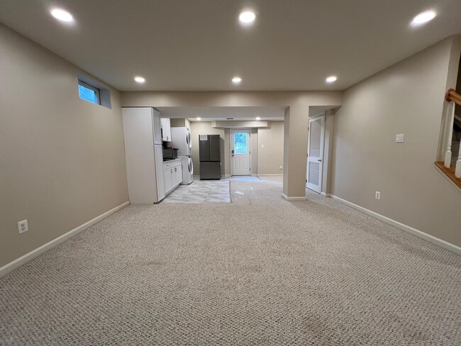 Building Photo - 26137 Rachel Hill Dr
