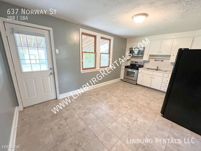 Building Photo - 2 br, 1 bath House - 637 Norway St House