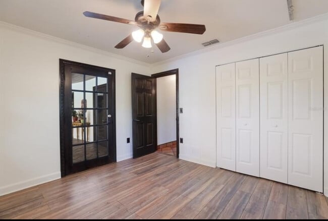 Building Photo - 2077 Racimo Dr