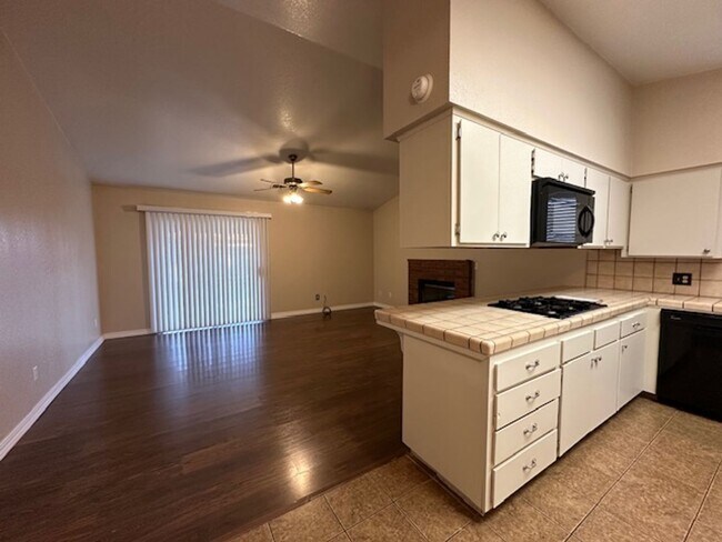 Foto del edificio - Move in Ready