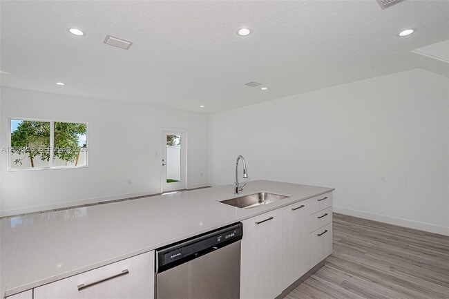 Photo - 635 Northwest 30th Avenue, Pompano Beach, FL 33069 - 3 BR 2 BA townhouse