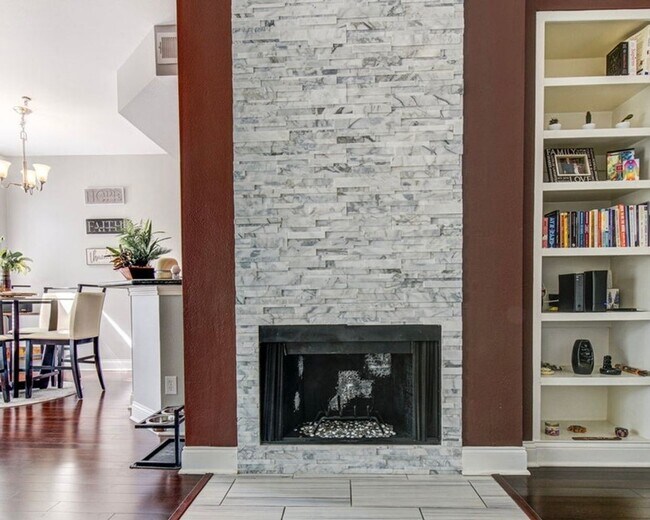 Foto del edificio - $1,750/mo – 2BR/1BA Condo in Northwest Aus...