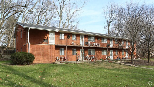 Foto del edificio - Sater Village Apartments