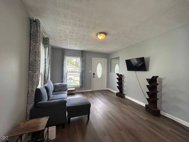 Foto del edificio - 4716 Caroline Ave