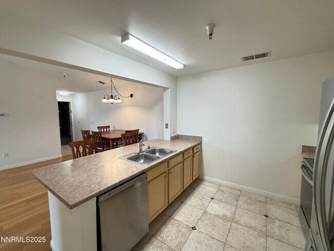 Building Photo - 200 Talus Way