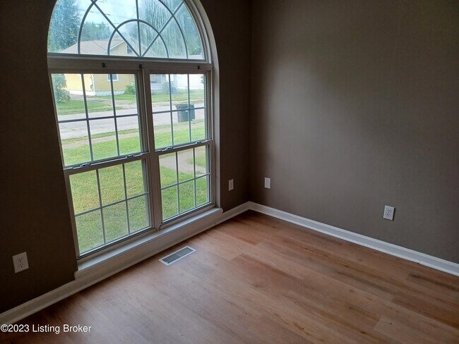 Building Photo - 1109 Camden Ave