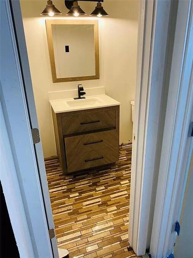 Foto del edificio - 9520 Royal Ln