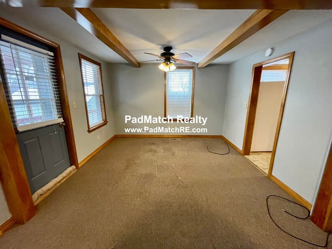 Primary Photo - 29 Fiske St