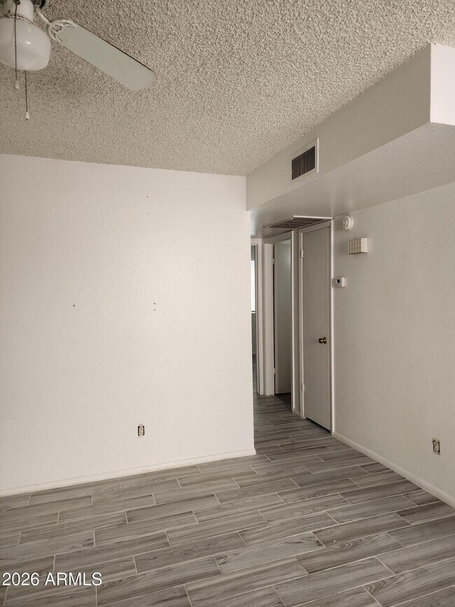 Foto del edificio - 9222 N 35th Ave